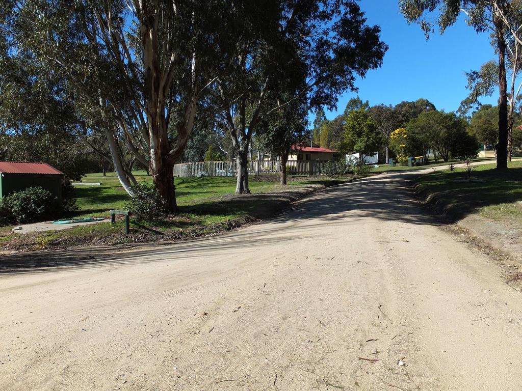 Lakes Entrance Country Cottages Exterior photo