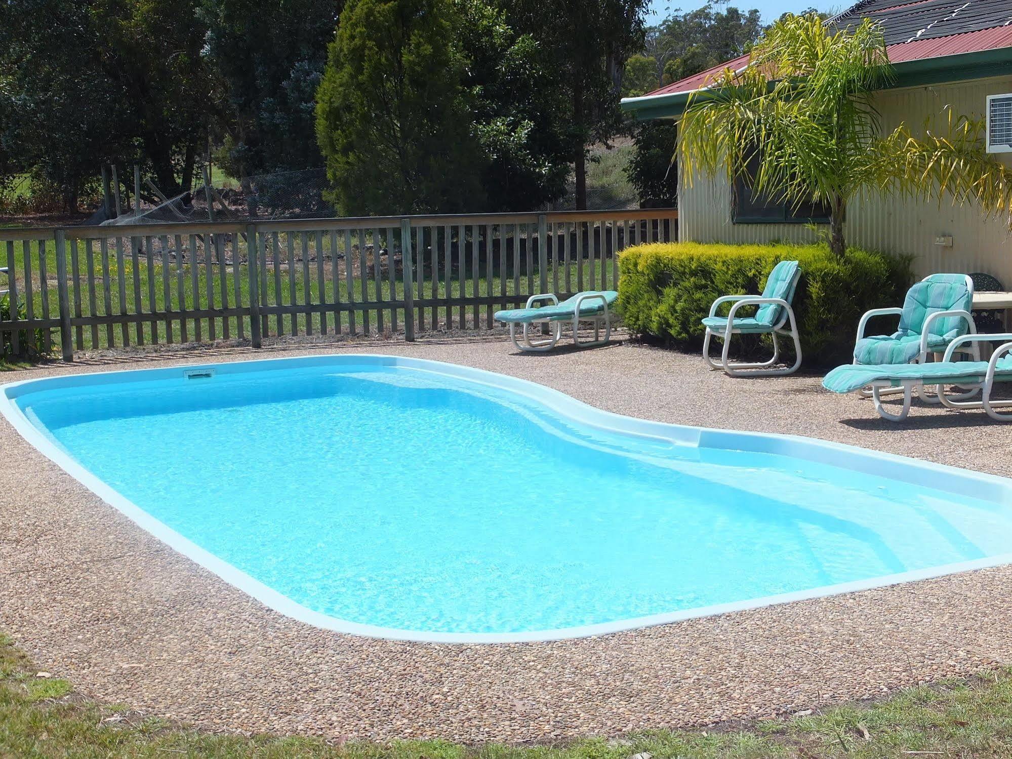 Lakes Entrance Country Cottages Exterior photo